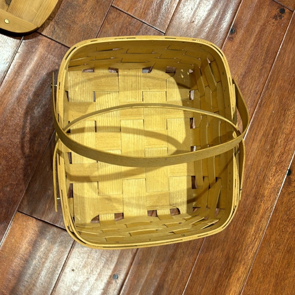Peterboro Basket - Picture 5 of 9